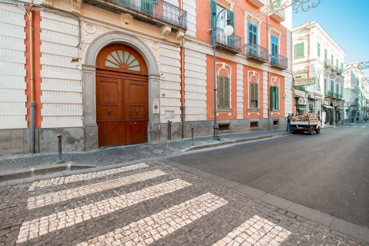 Light Blue - Apartment In The Middle Of Everything Torre Annunziata Exterior foto